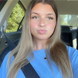 Meet your Posher, Cierra